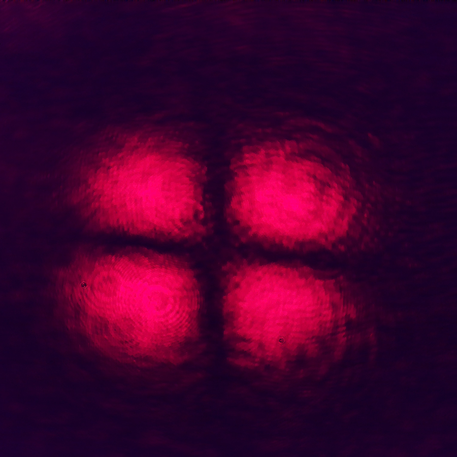 Display of a red laser TEM11 mode